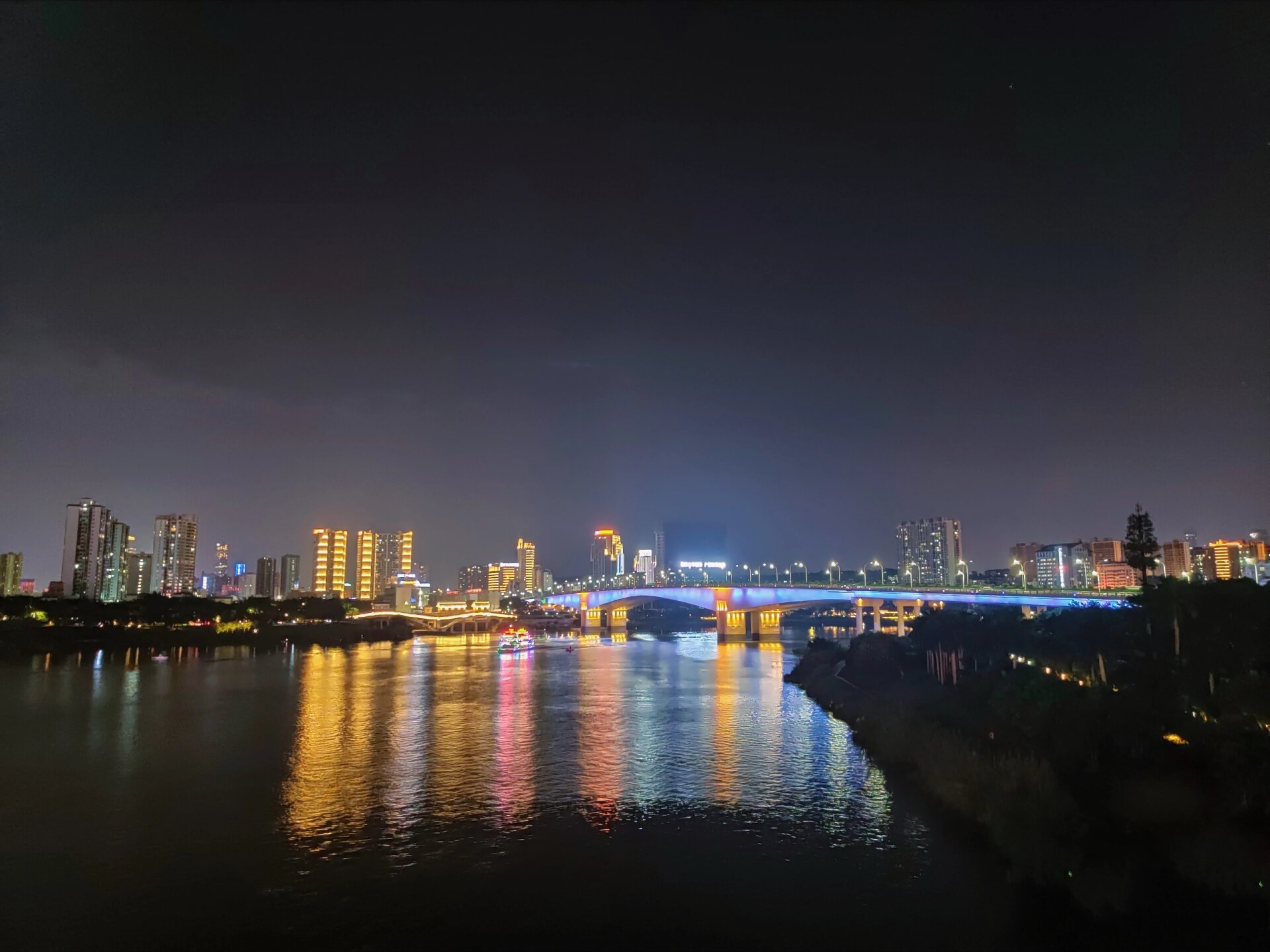 我在桥上看风景(夜)——白沙大桥