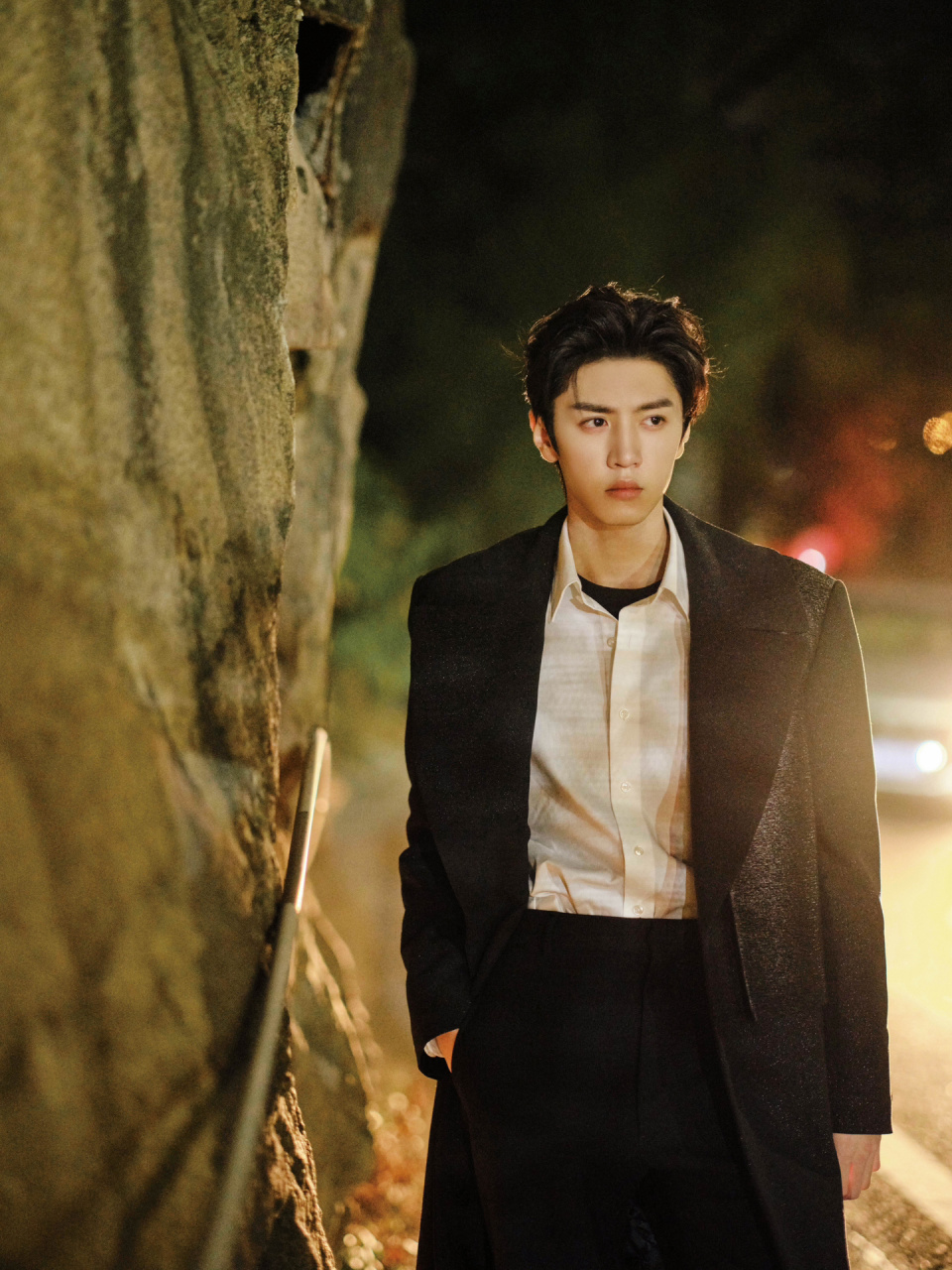 陈哲远 in j.truseam  身穿j.