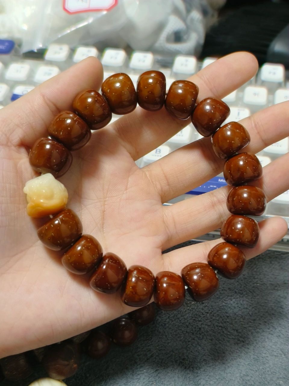 8紫金鼠大原皮(前鼠后猫) 图6:1.6紫金鼠饭碗(上宽下窄) 图7