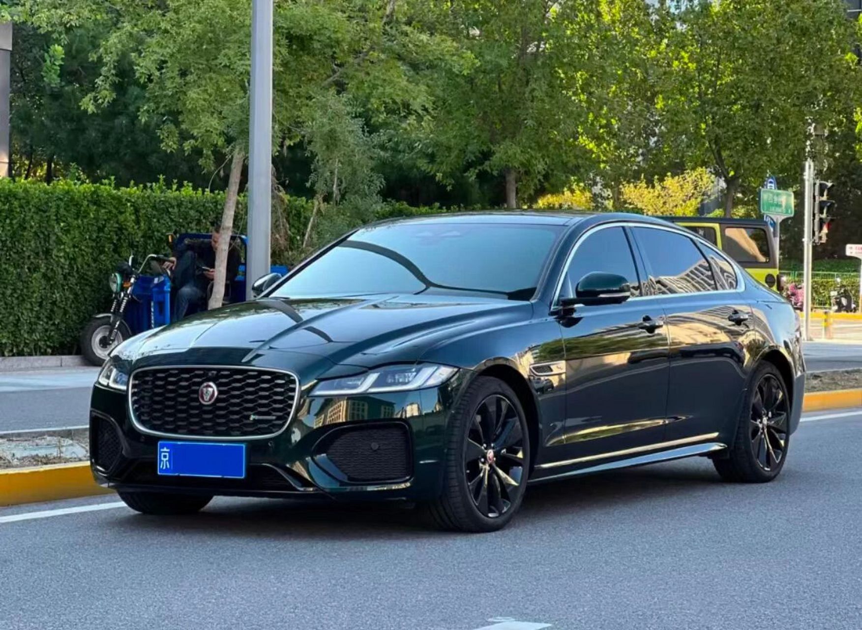 0t.p300 四驱旗舰运动版 95捷豹xfl 2022款2.0t.