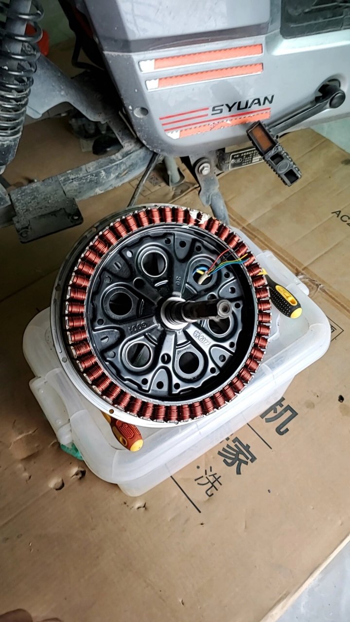 电动车电机更换霍尔 前段时间天天下雨导致电机霍尔坏了,开始的时候