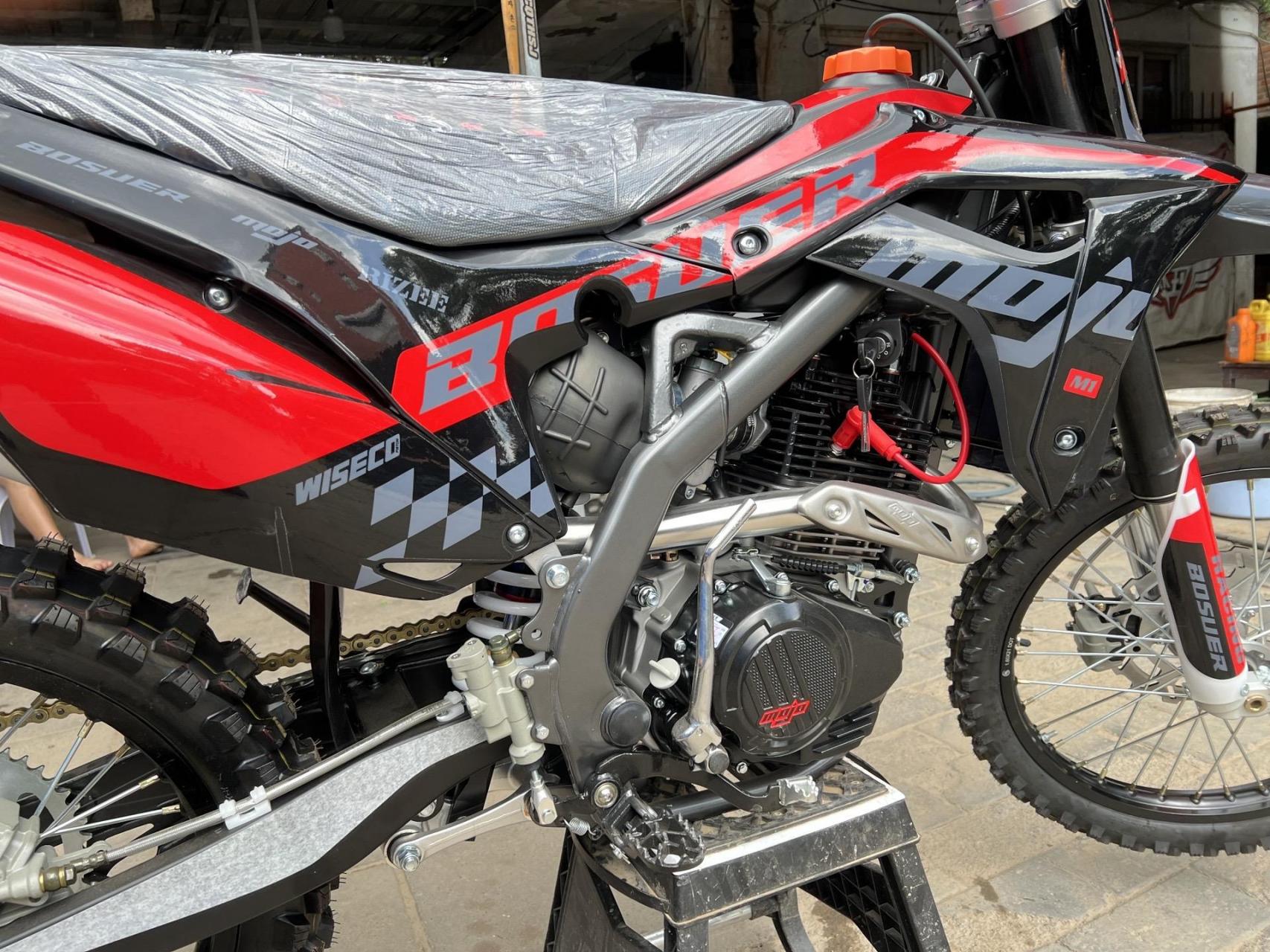 23款波速尔m1 300排量风冷 是不是觉得很帅