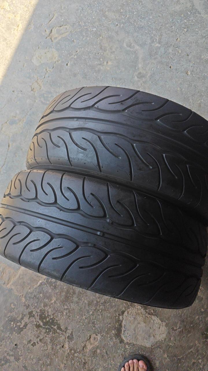 优科豪马半热熔胎 优科豪马195 50 r15半热熔轮胎 ad08r,轮胎九成新