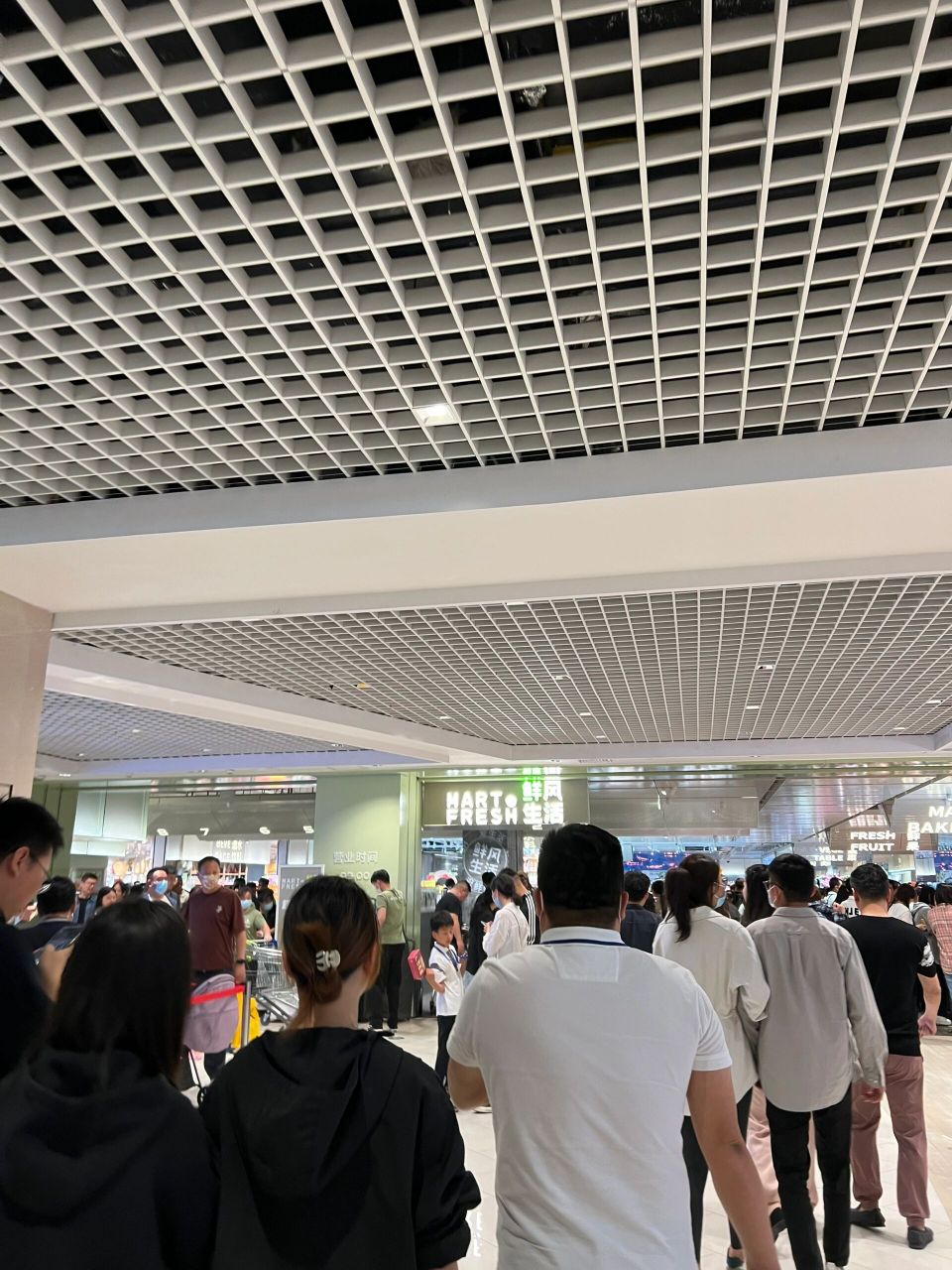 鲜风超市,郑州的胖东来~ 郑州东区熙地港新开了一家超市,号称是郑州胖