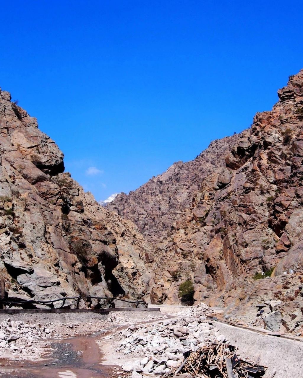 【贺兰风景】贺兰山风景区 贺兰山风景区总是会和岳王爷的满江红关联