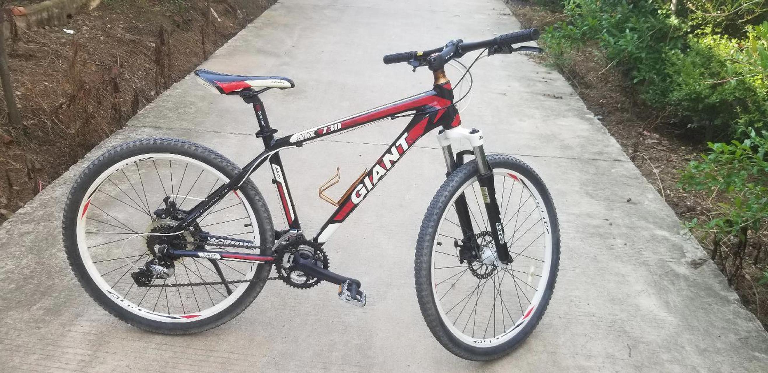 新到一款二手捷安特atx730山地车一辆,全铝合金车架s码,车况原版原漆