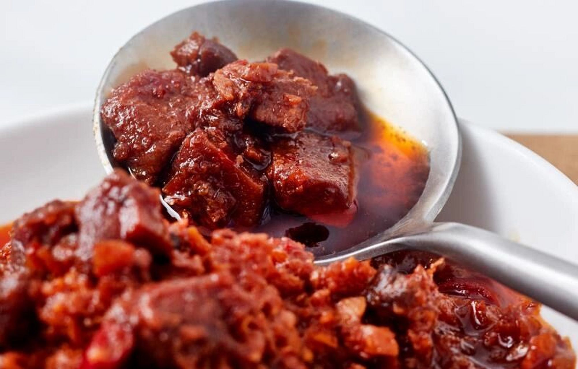 南阳美食之唐河凉粉 唐河本地人一年四季都吃凉粉,夏天吃凉调的,冬天