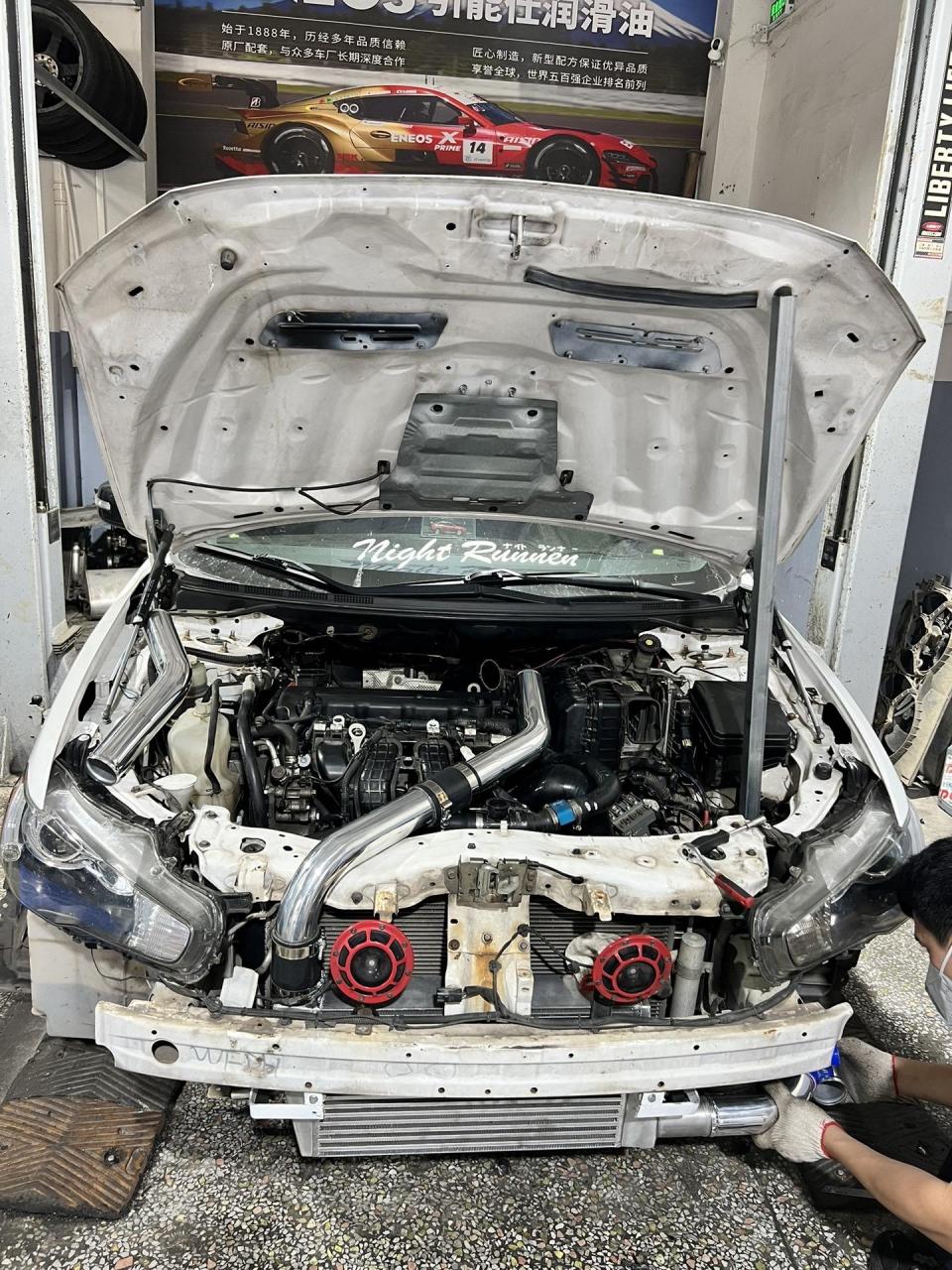 4 三菱翼神升级涡轮 三菱翼神升级v6发动机 三菱售后三菱