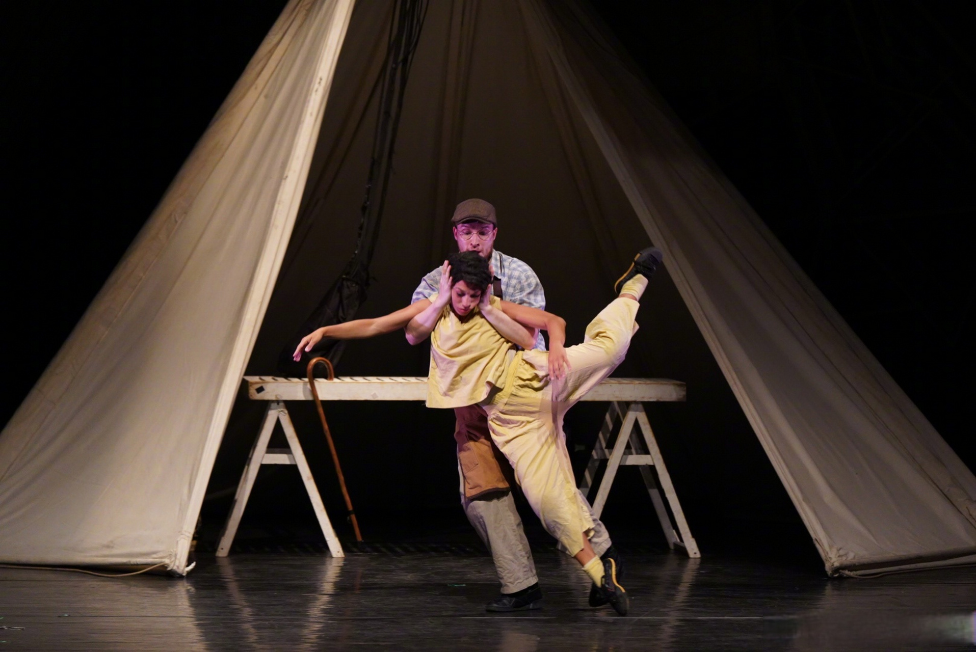 今晚,英国贾思敏·瓦迪蒙剧团创作的舞蹈戏剧《#木偶奇遇记# 》惊喜