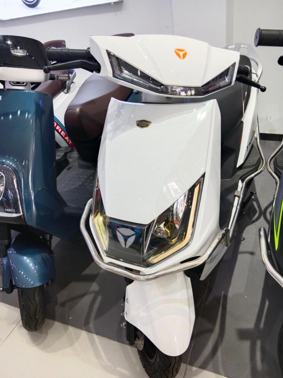 雅迪电动车 t5s 踏板摩托车推荐