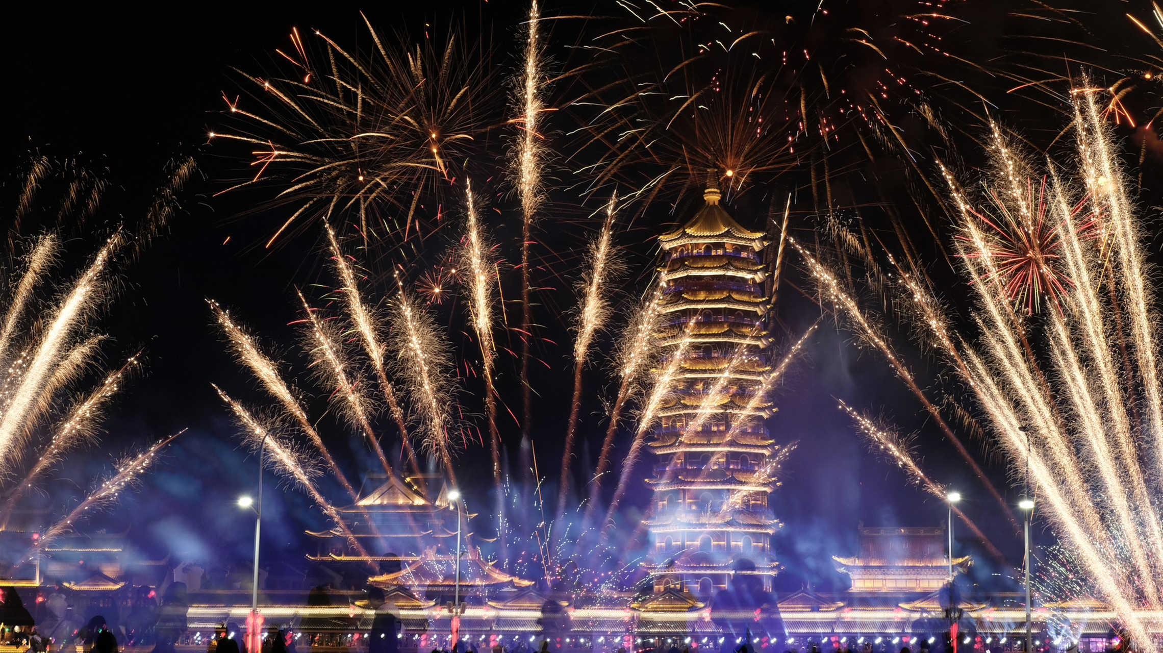 浙江旅游推荐龙之梦|2023太湖古镇烟花水秀              初六因为