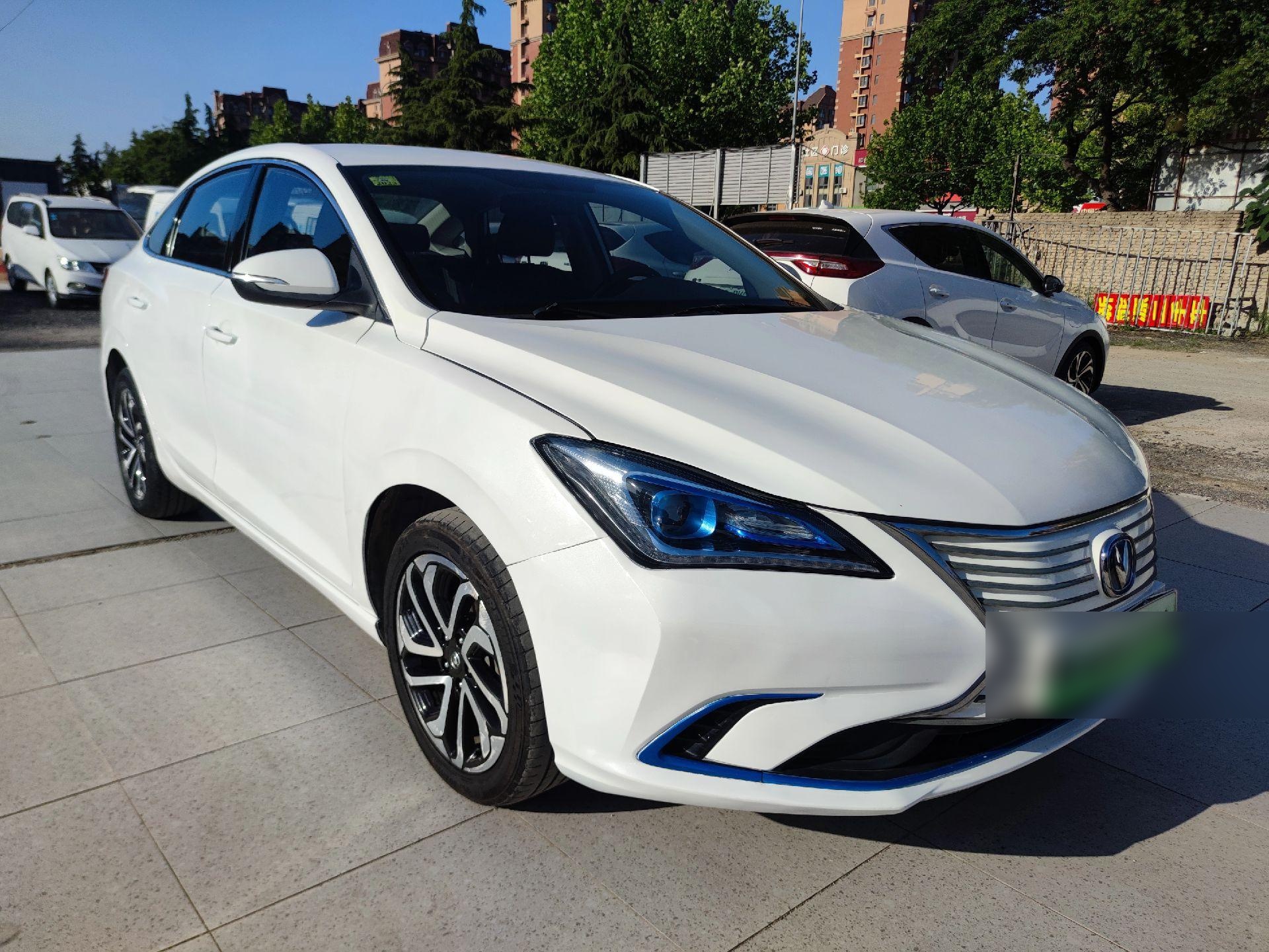 2019年长安逸动ev460纯电车,宁德时代三元锂电池,真实续航 360公里