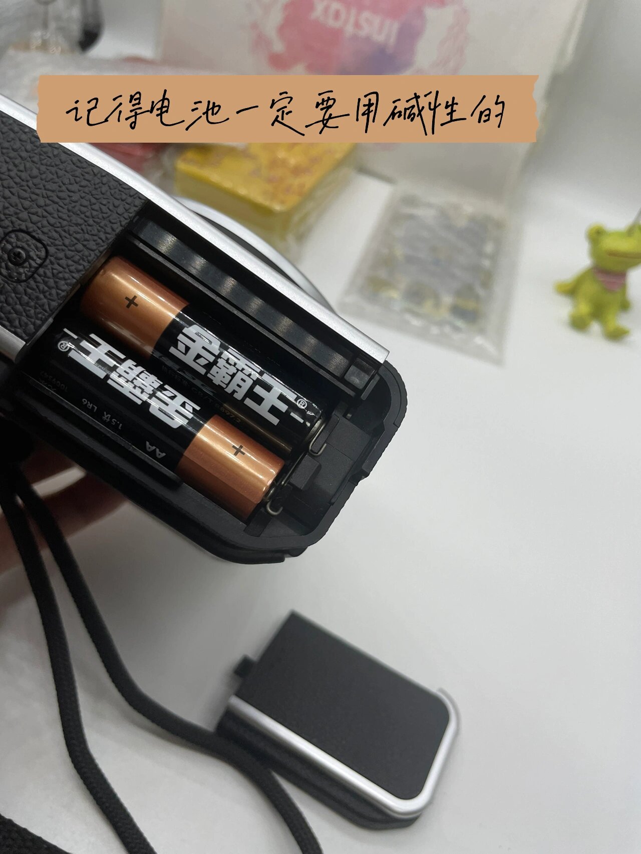 拍立得相机常见故障,你遇到过吗 92一,无法开机 1.