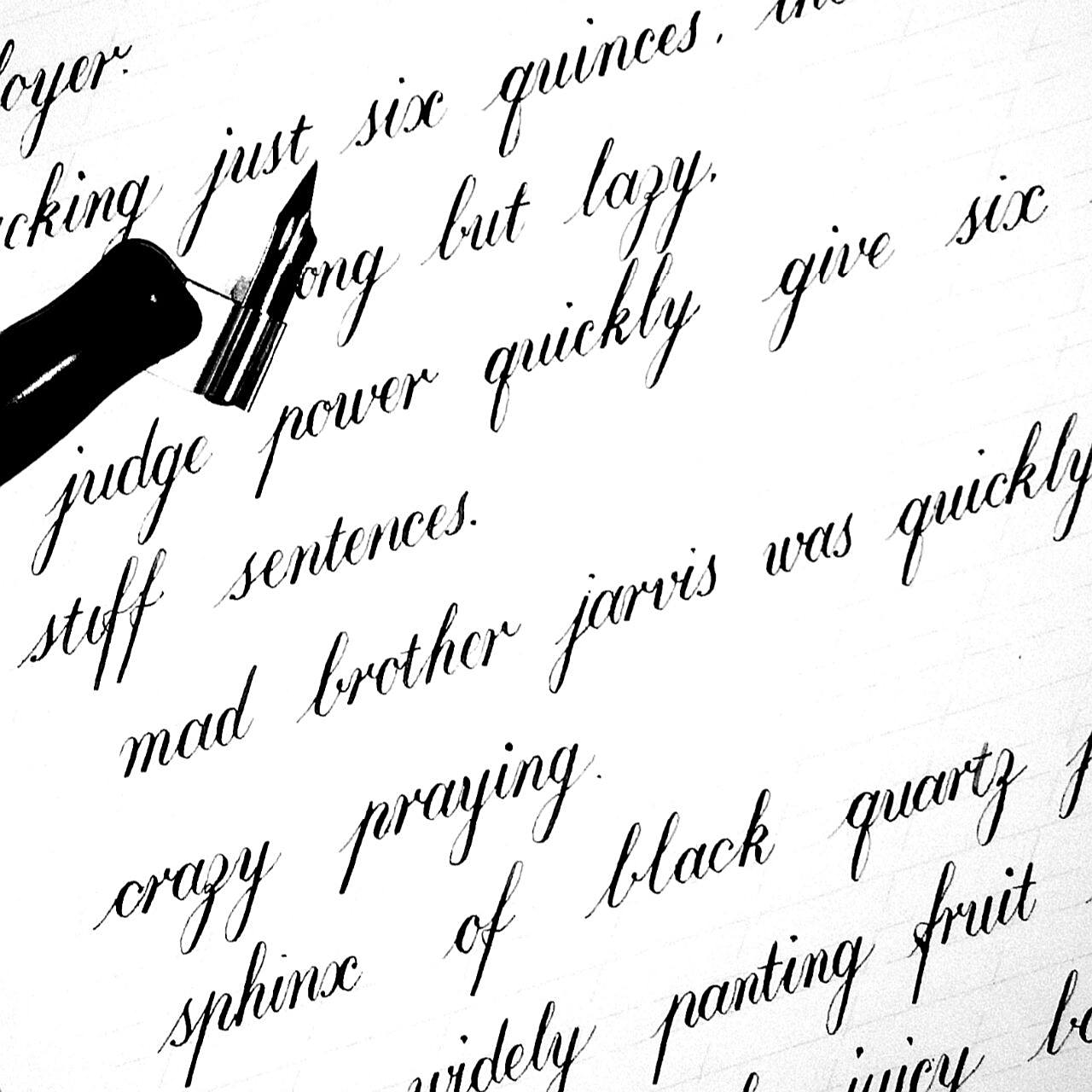 意大利斜体_英文圆体_英文花体字 最近在看唐顿庄园