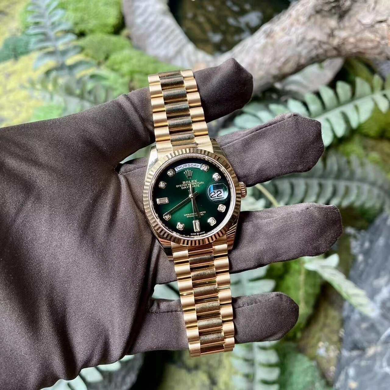 黄金烟熏绿 钻刻 2023-6月保卡 现货96#rolex# #劳力士# #劳力士dd