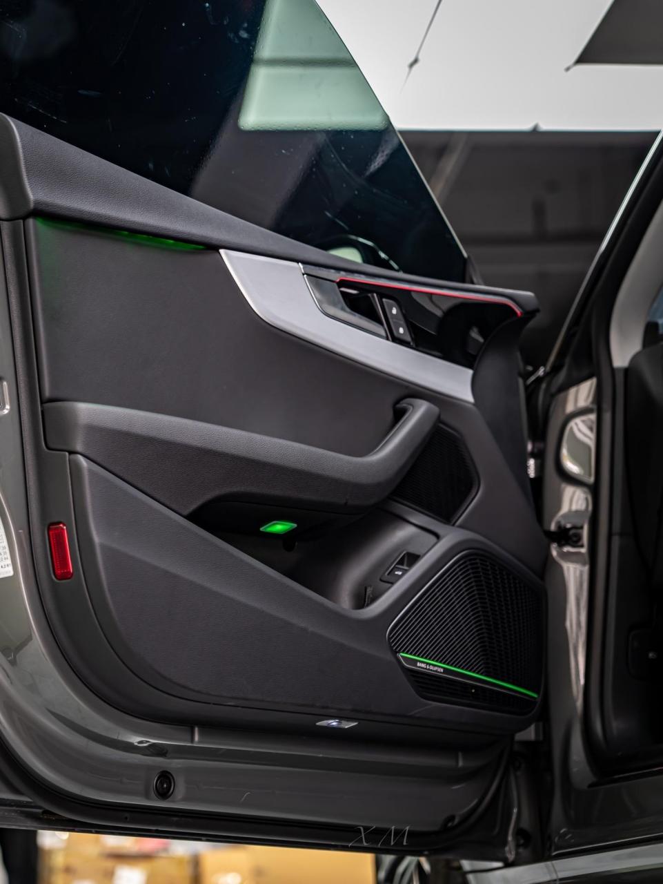 奥迪a5高配带原厂氛围灯补齐其他灯方案.