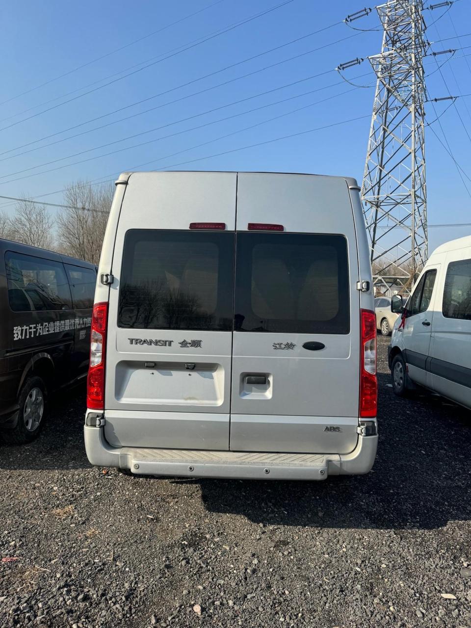 4t.最新到店14年福特全顺新时代,2.4t柴油,高功率!高功率!