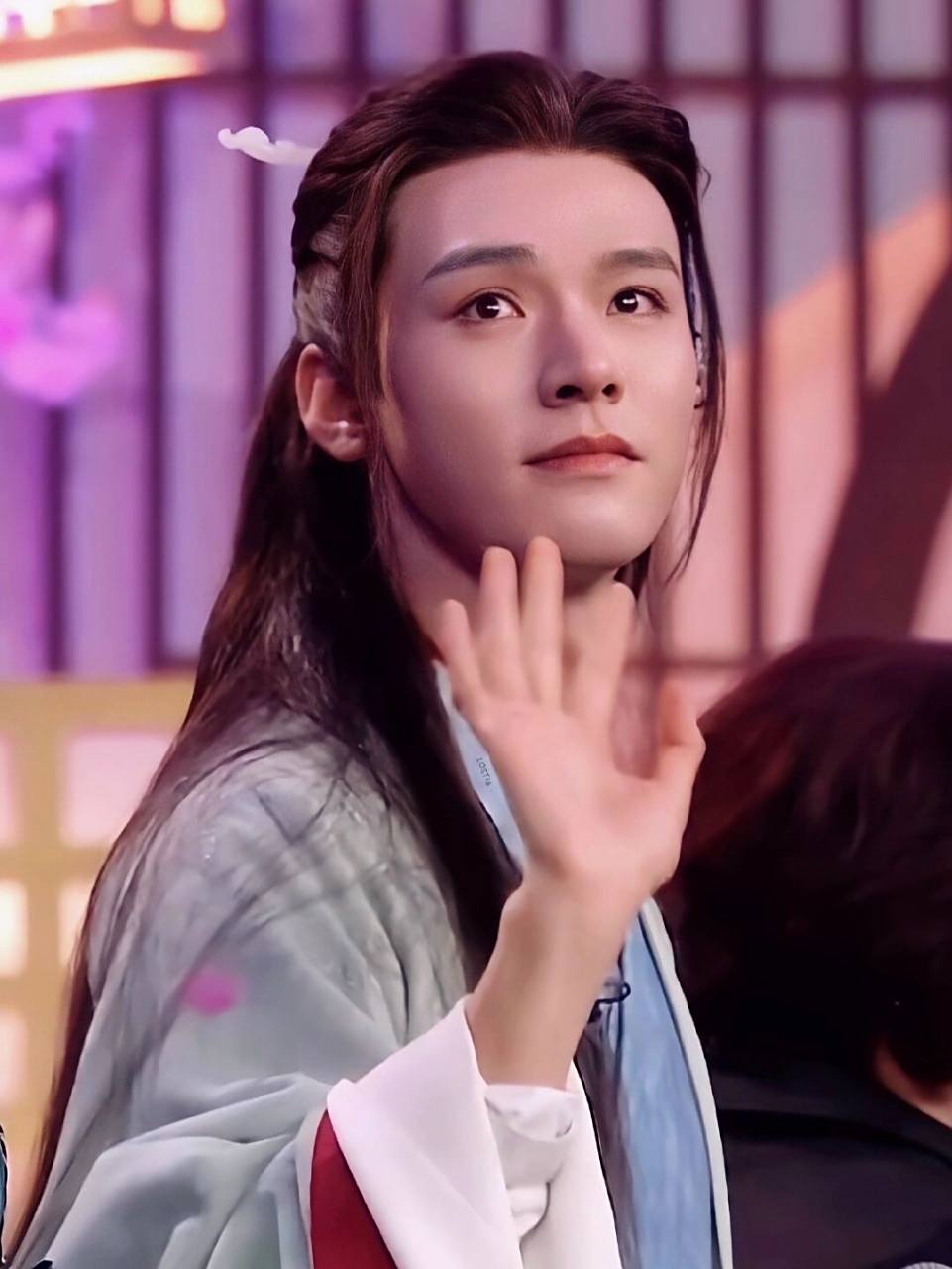 山河令:演唱会78龚俊 存了很久的图,放出来透透气