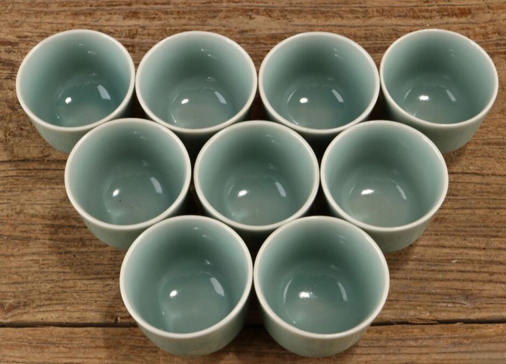 【日本回流锅岛烧长春作青瓷品茗杯九客】 【尺寸】高4.