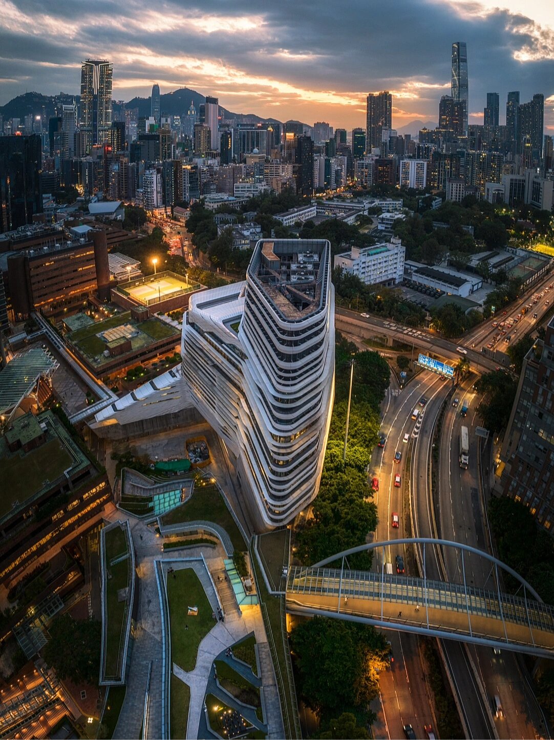 航拍·香港理工大学polyu9396 7615