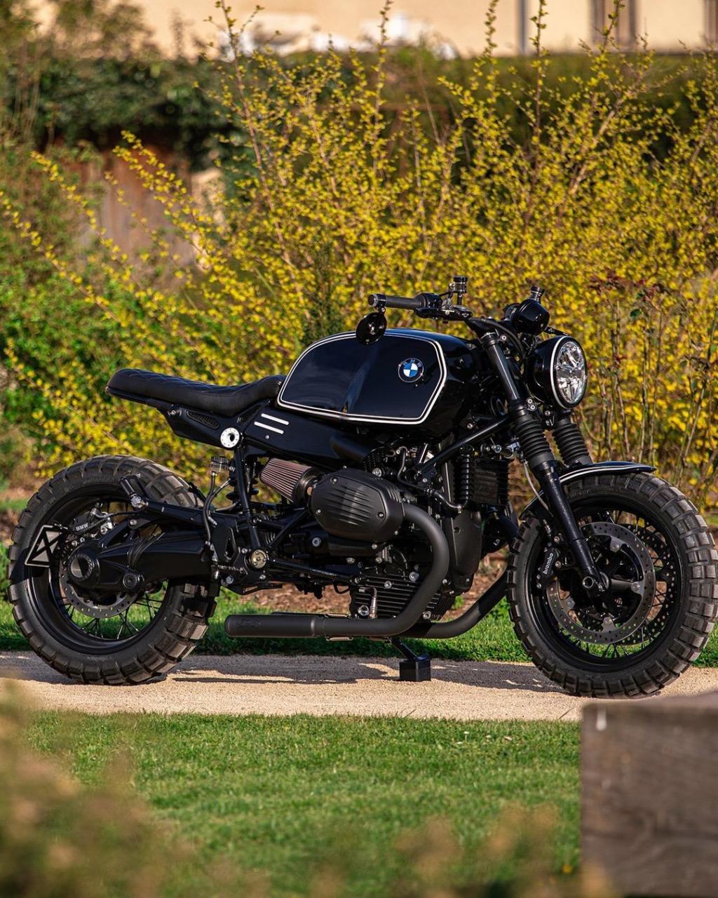 宝马拿铁改r100油箱.