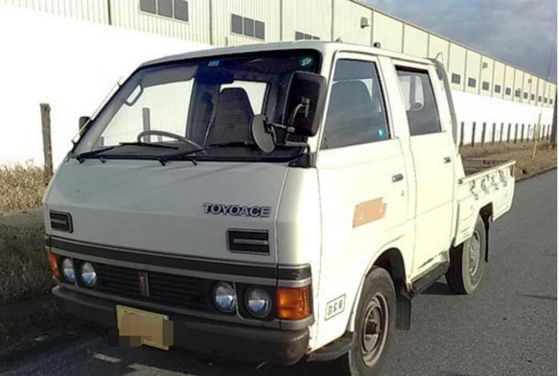 79年引进国内的,丰田toyoace第四代车型———丰田之花,驾驶轻便给