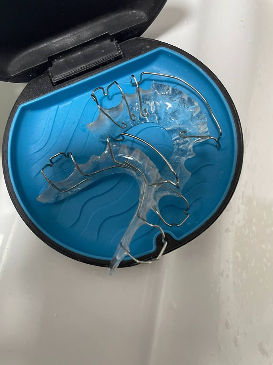 这是哈雷保持器吗? 为什么没看到有可调节松紧的地方. 	 都是固定的