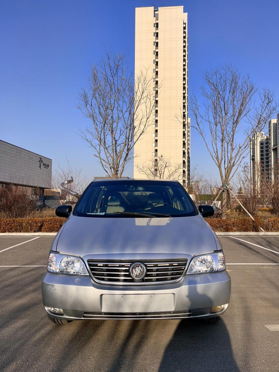 批发:18800 最新拿下10年别克gl8经典,自动怀挡2.