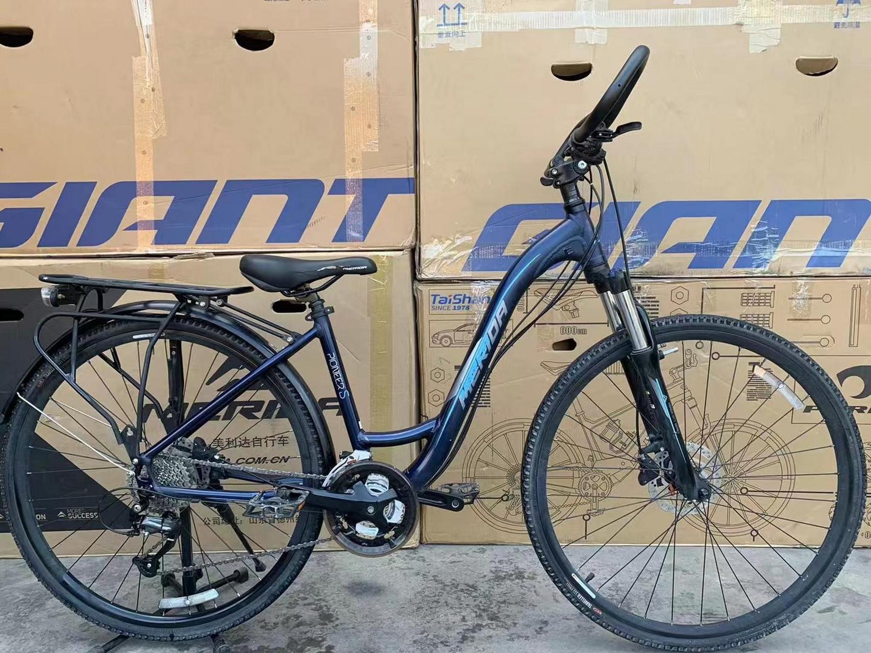 美利达拓荒者s,旅行车,27速油碟刹,肩控锁死前叉,s车架700c轮子,1900