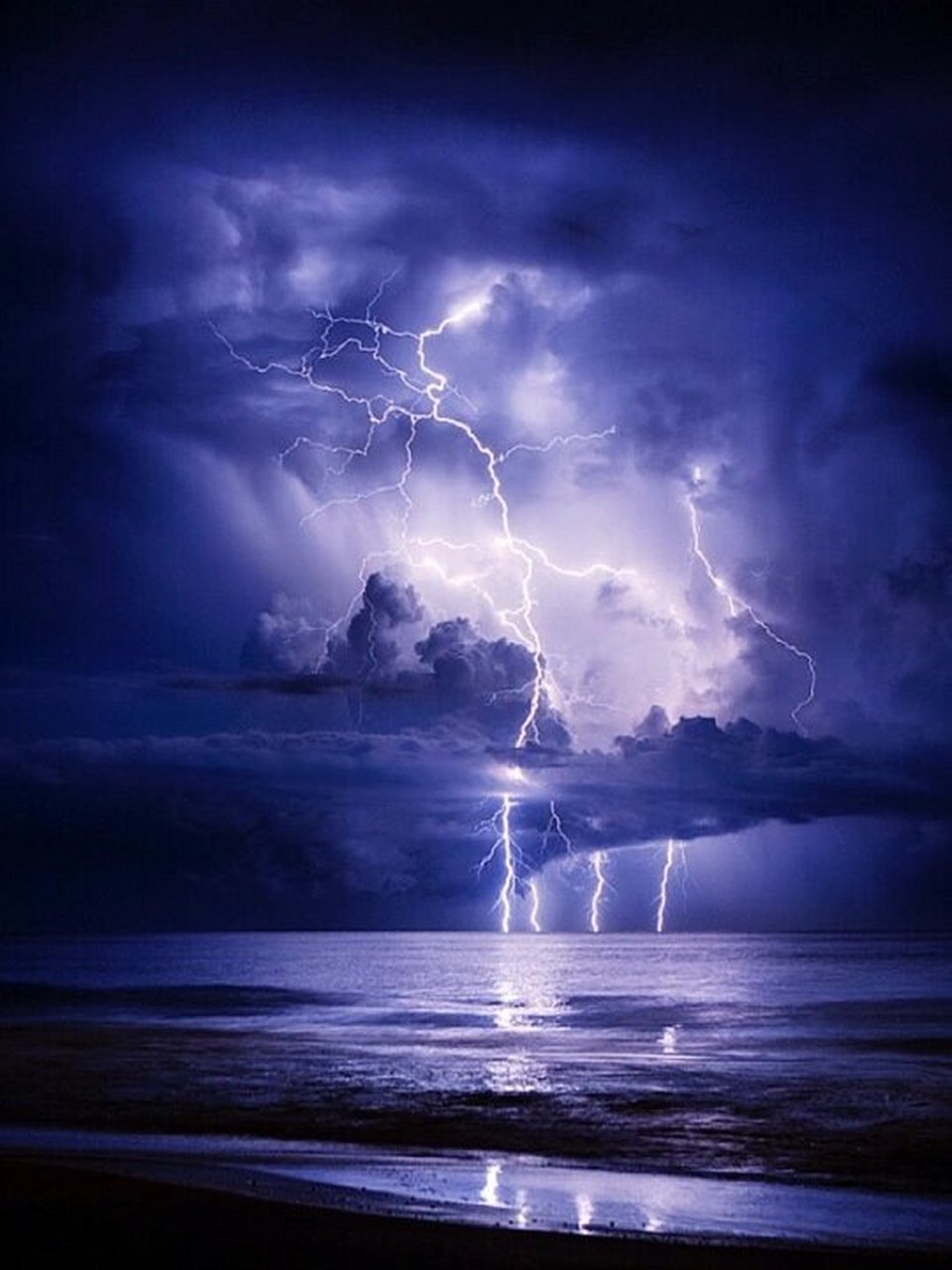 自然环境素材 电闪雷鸣