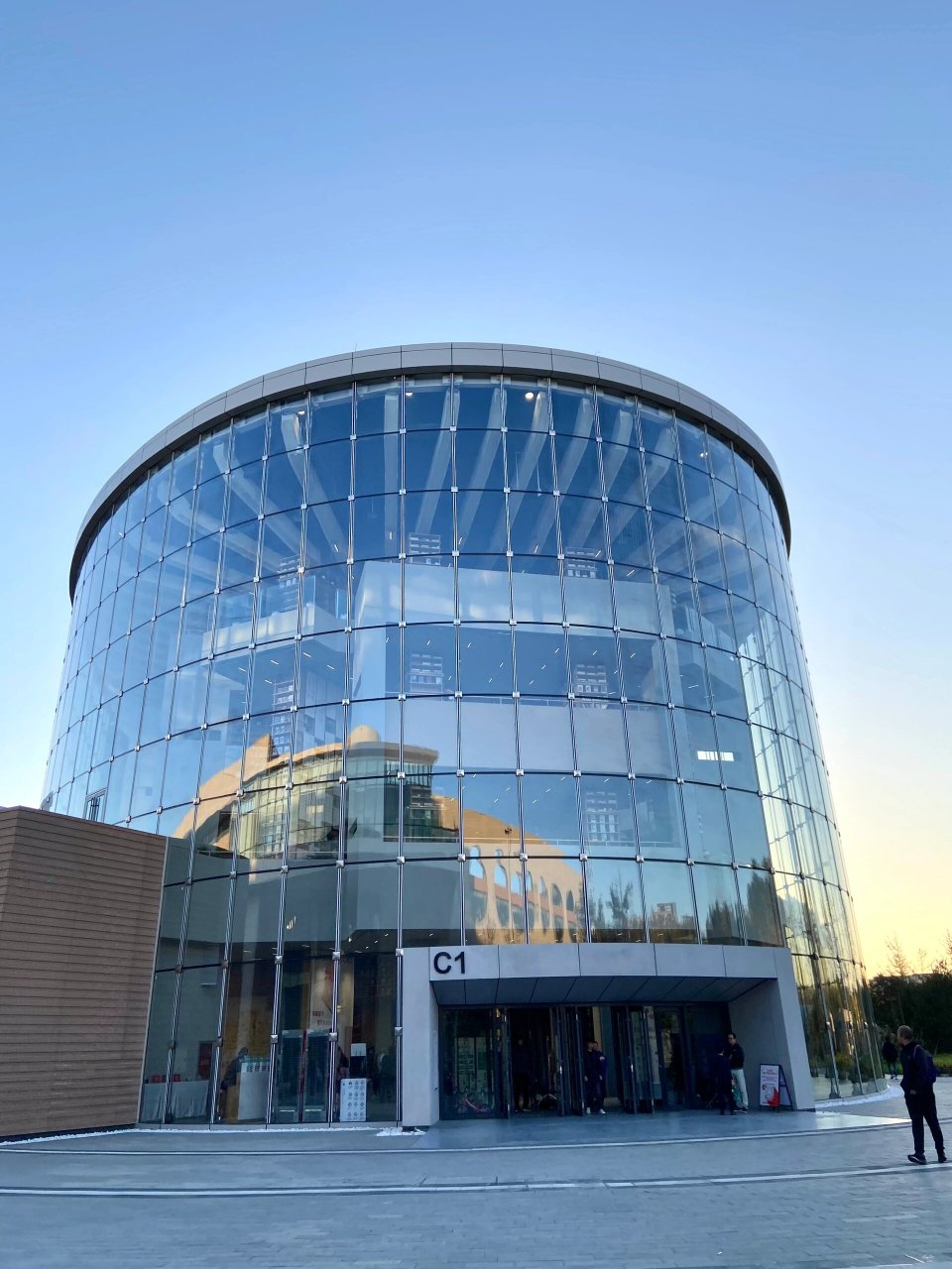 昌平区回龙观体育文化公园图书馆初体验 周末想看书或自习,终于找到了