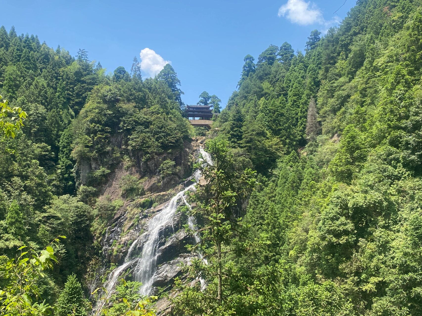 浙江丽水景宁云中大漈一日游|旅行攻略       首先,景色是可以的,但不