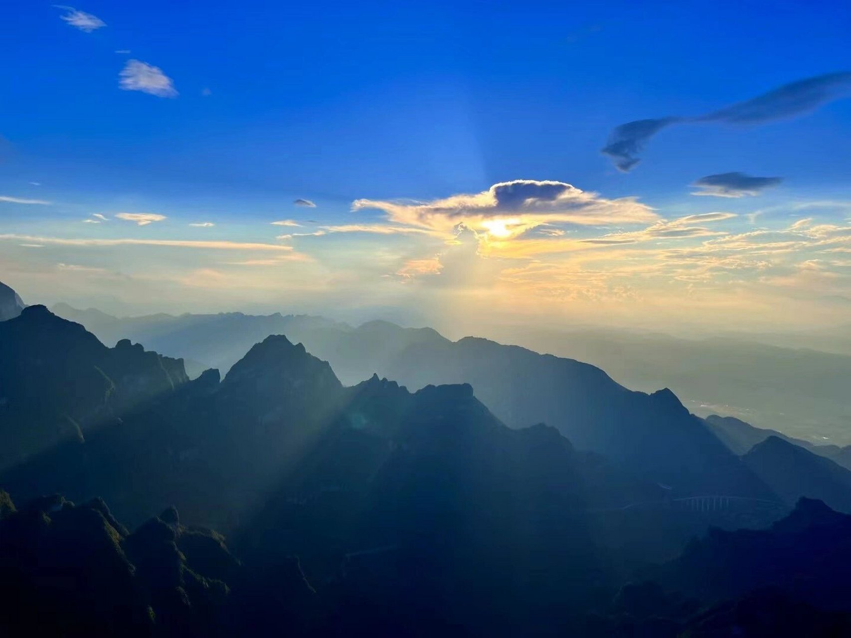 望天门山 #望天门山