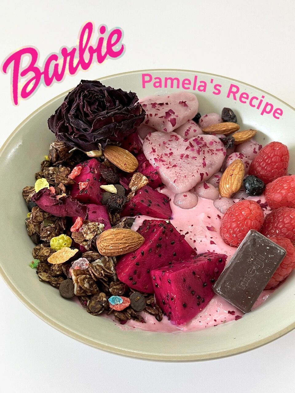 今日早餐 | 93barbie pink酸奶碗,少女心 今日份早餐 粉嫩嫩的颜色