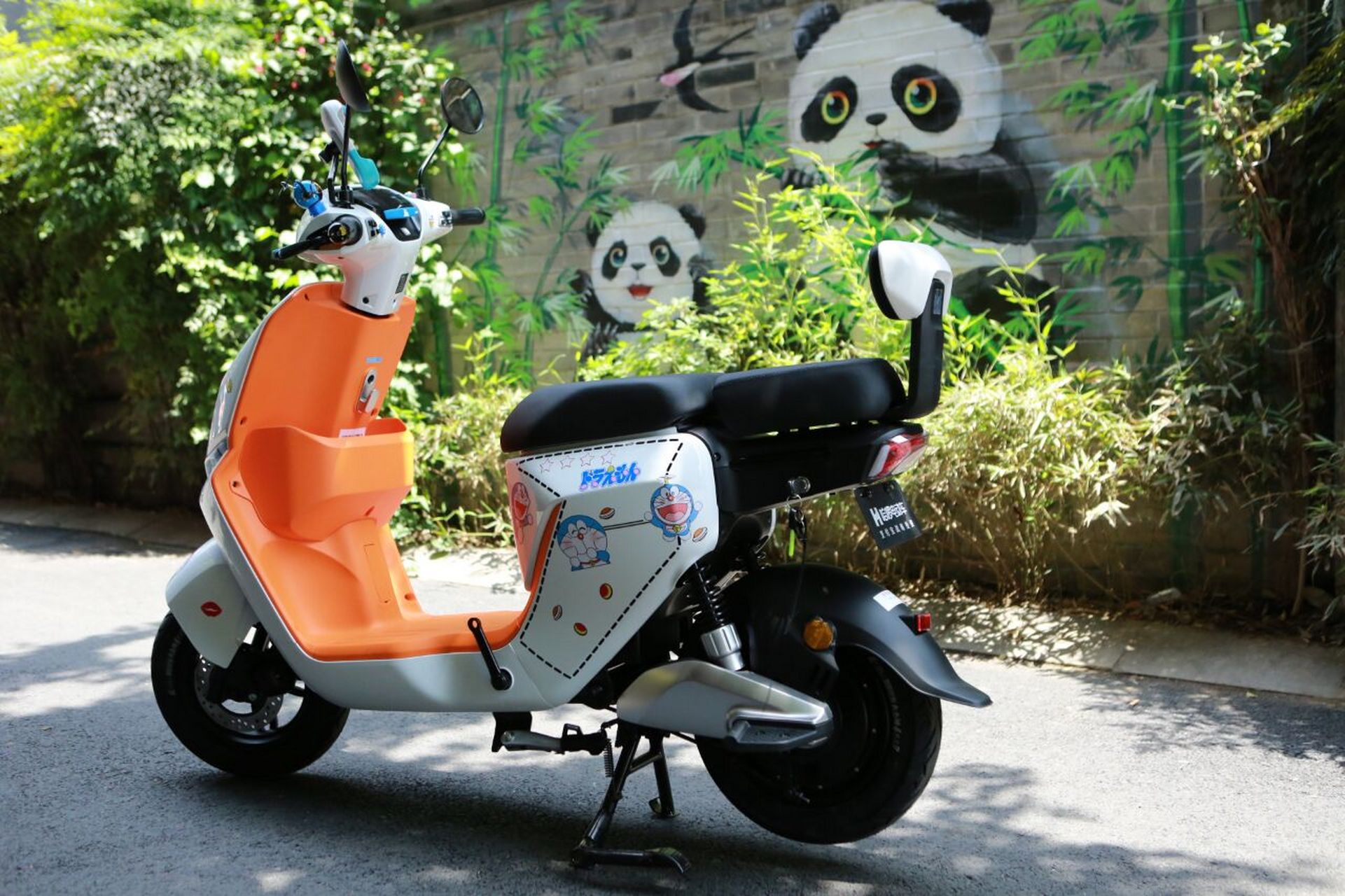 今日推荐:哈啰雪山白b80q 夏日里的首选推荐: 雪山白哈啰b80q电动车!