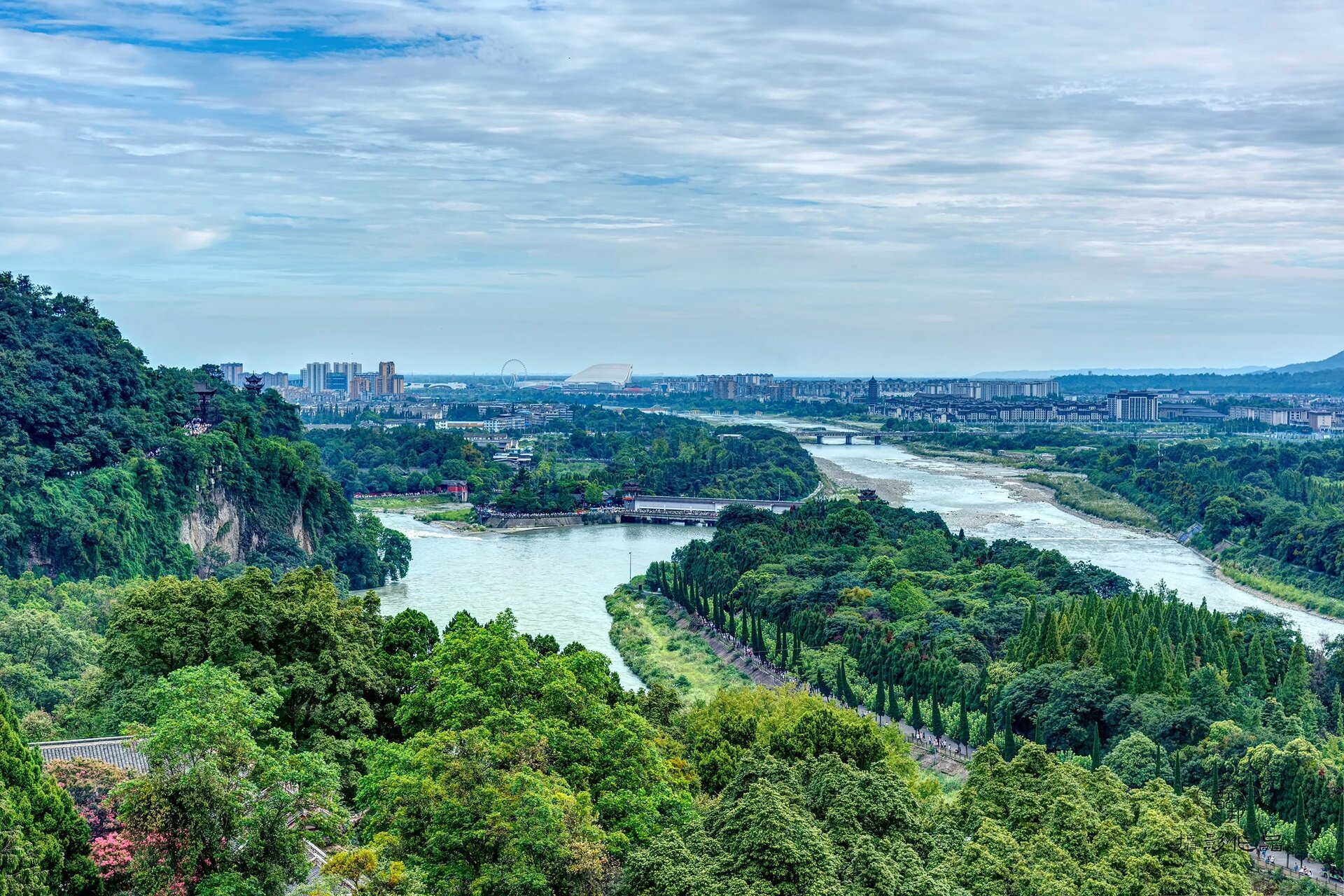 都江堰景区俯瞰全景