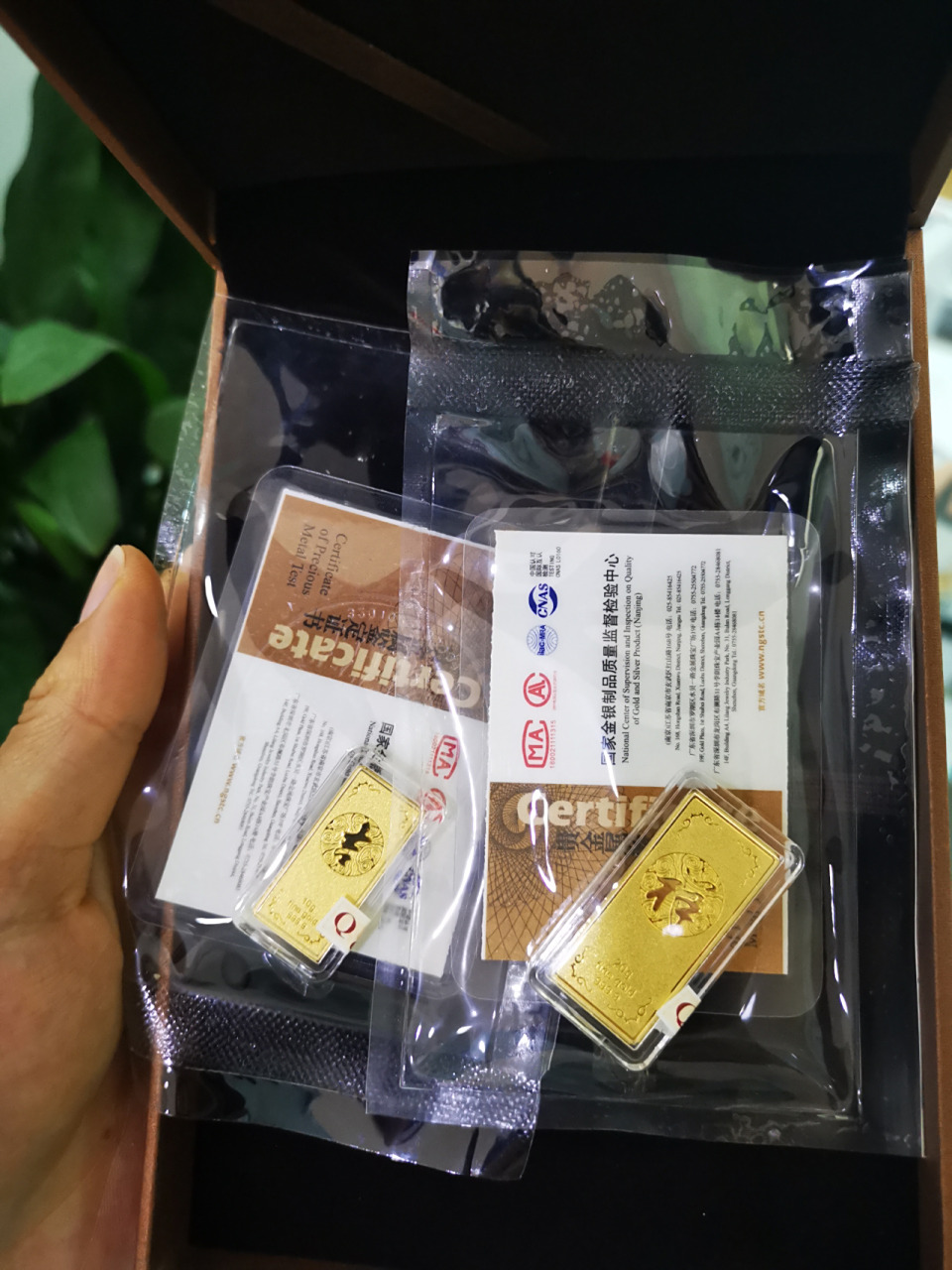 自己买金条打了个金手镯 在中国银行买了10g 20g的吉祥金金条(395/g)