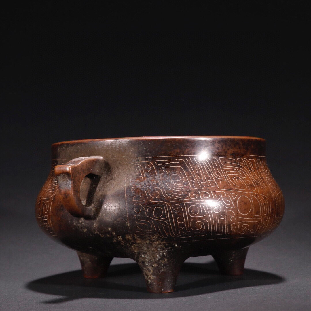 石叟款·铜胎掐银丝兽面香炉