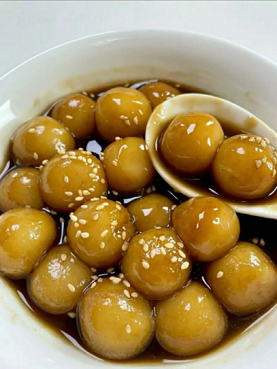 01真舒服! 红糖糯米小圆子～ 热呼呼糯唧唧! 吃完整个人都舒畅啦!