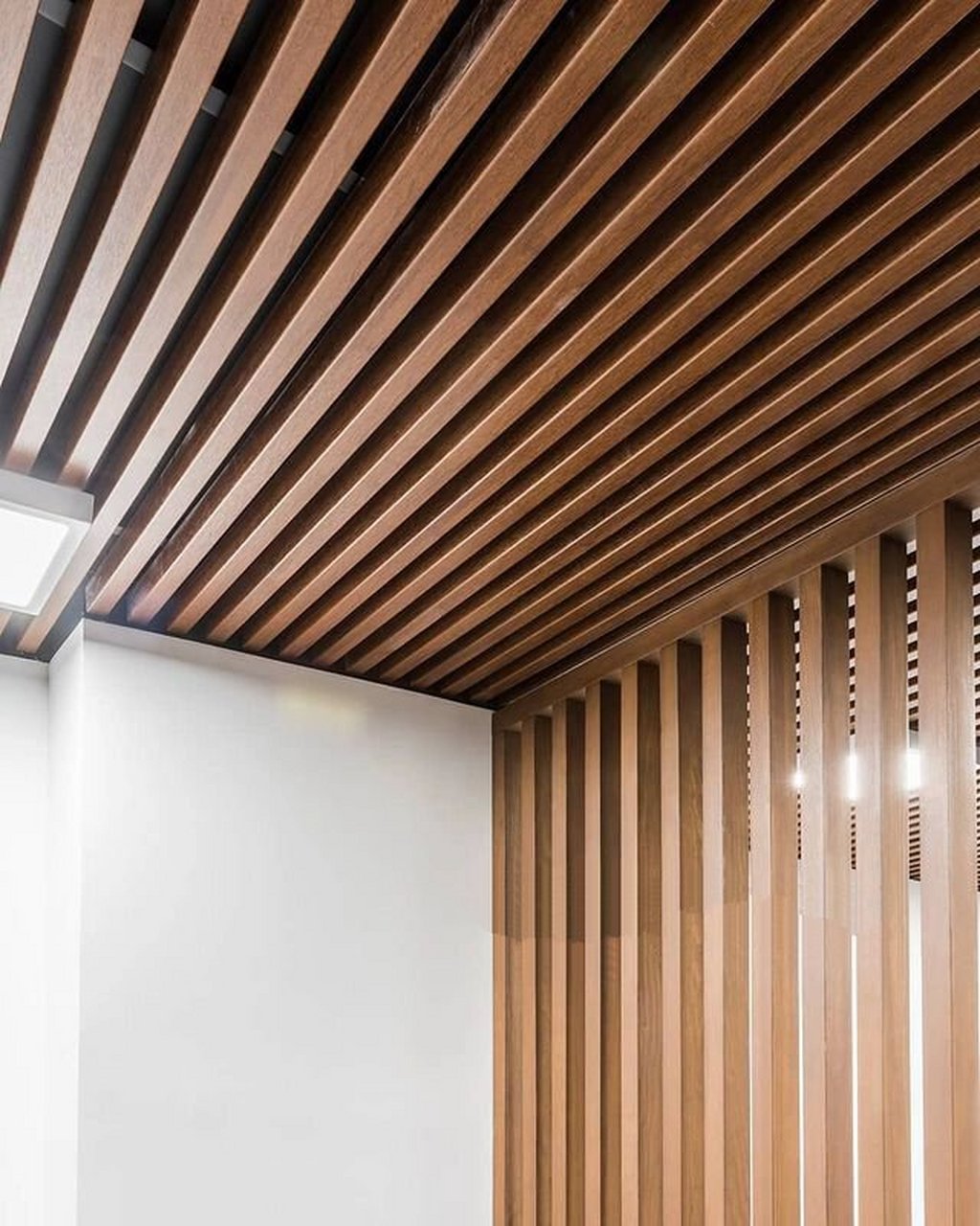 室内木纹铝方通格栅吊顶装修效果案例 欢迎来图定制