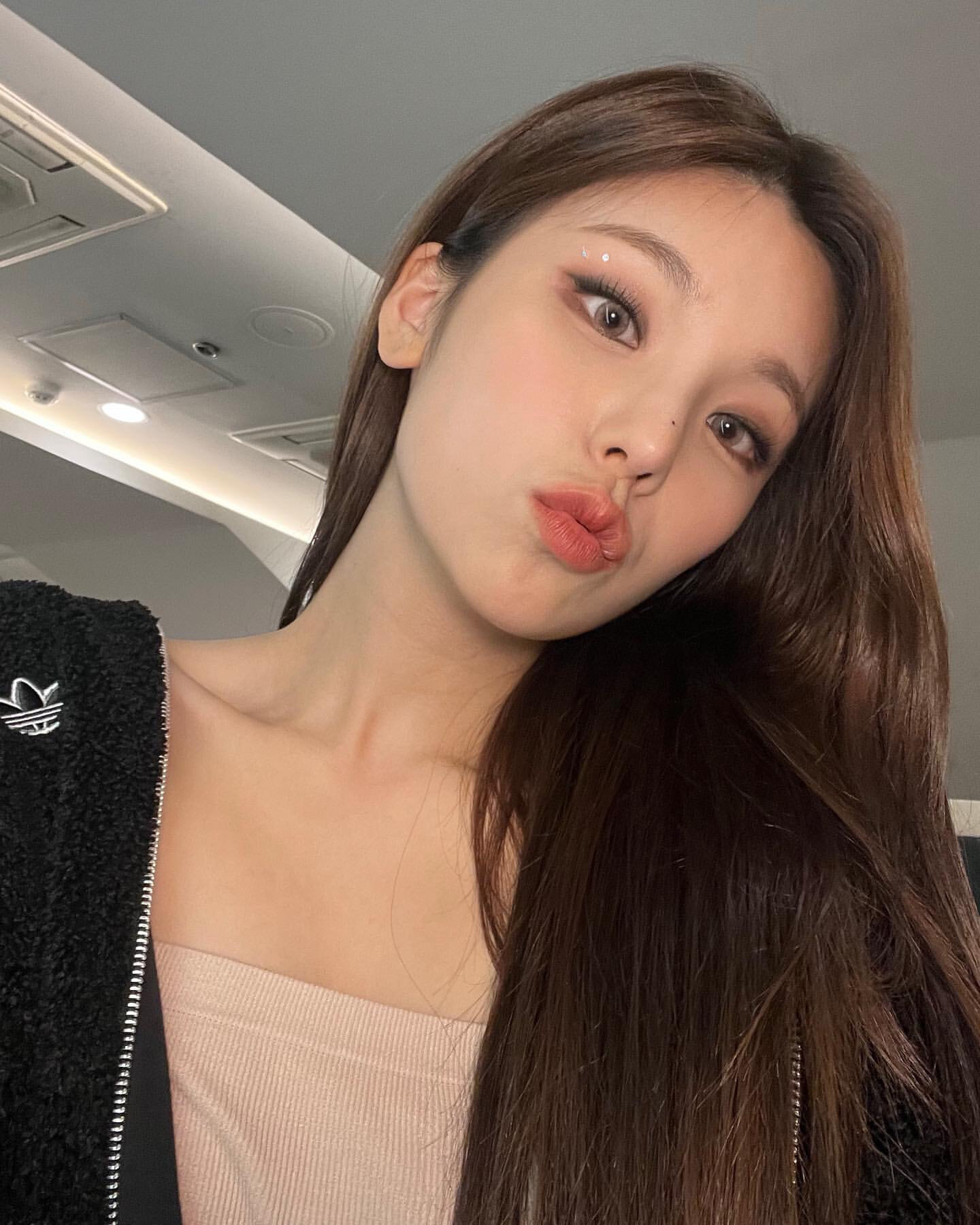 📸跟着女爱豆学拍照姿势:嘟嘴合集第一弹 1️⃣&2️⃣:嘟嘴