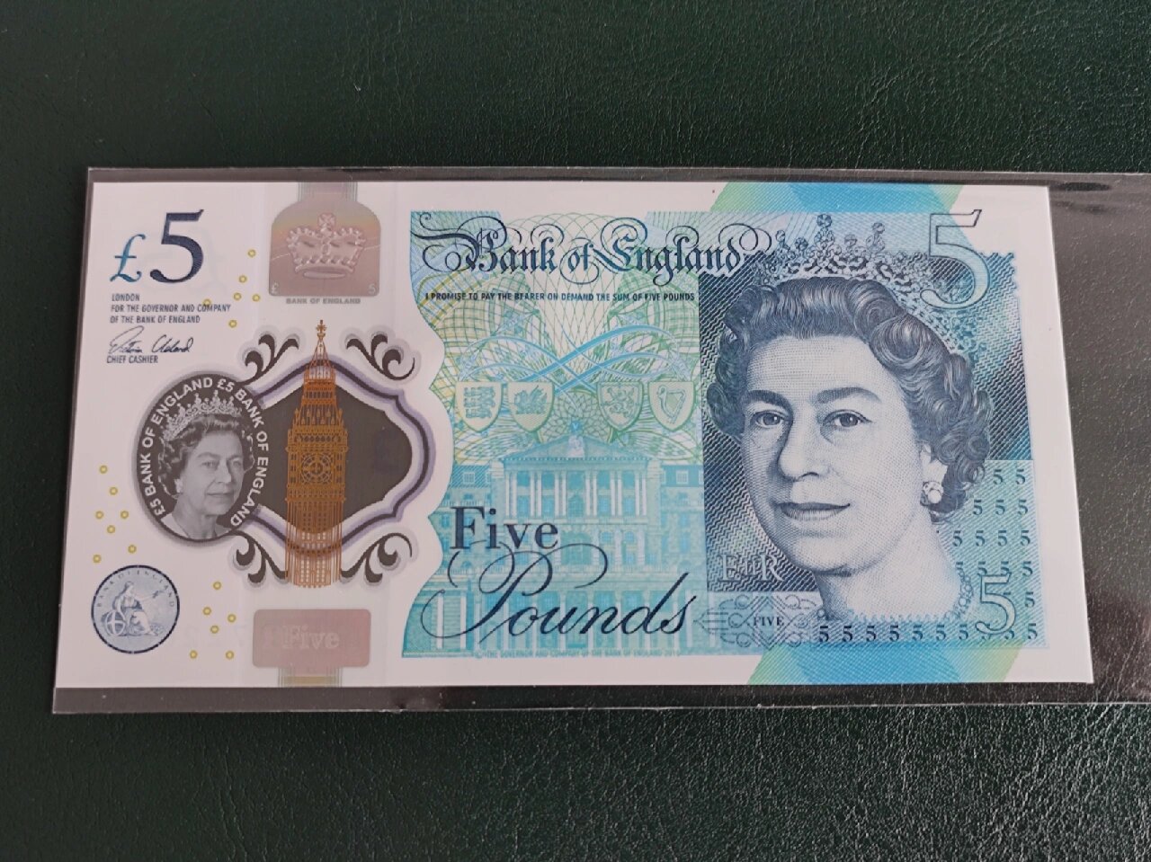 🇬🇧英国5镑塑料钞 英国女王头像塑料钞 英格兰银行发行的5英镑
