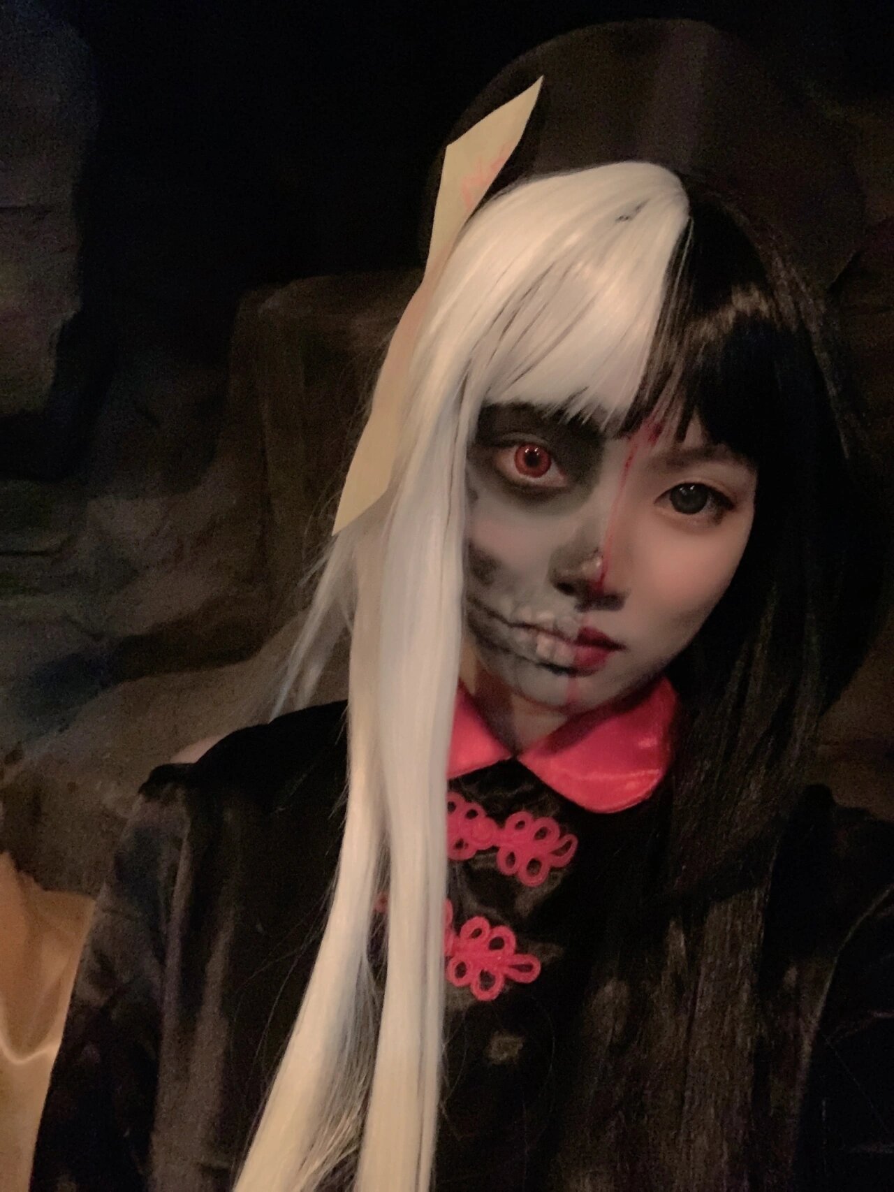 万圣节妆容,半人半鬼恐怖妆