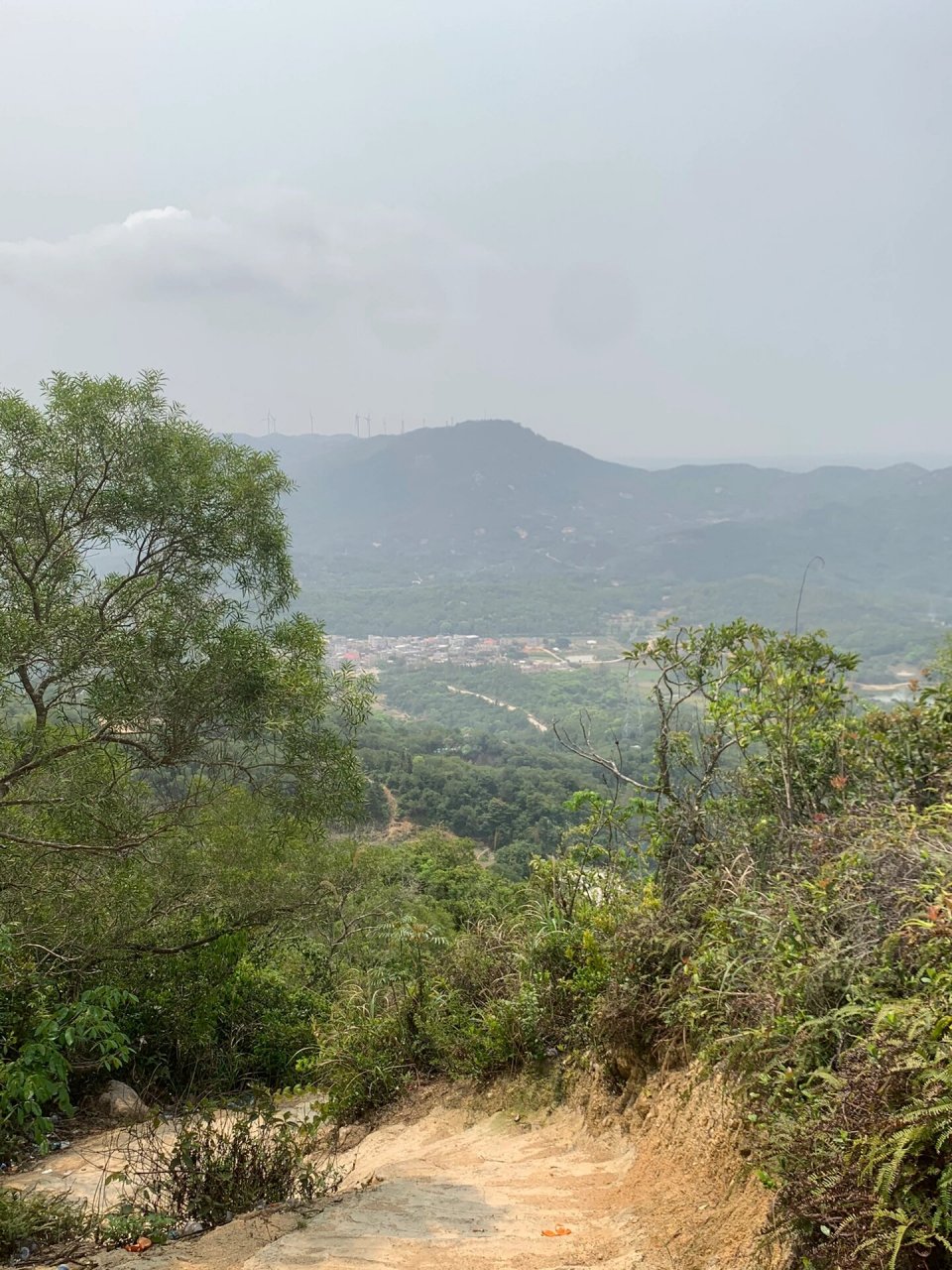 惠来百花尖古寺 惠来庄严禅寺,俗称百花尖 有免费停车场9315 下车