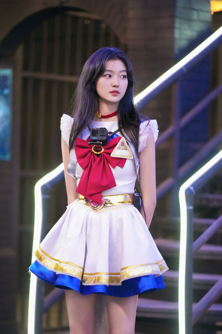 孙千活力元气漫画少女造型壁纸组图