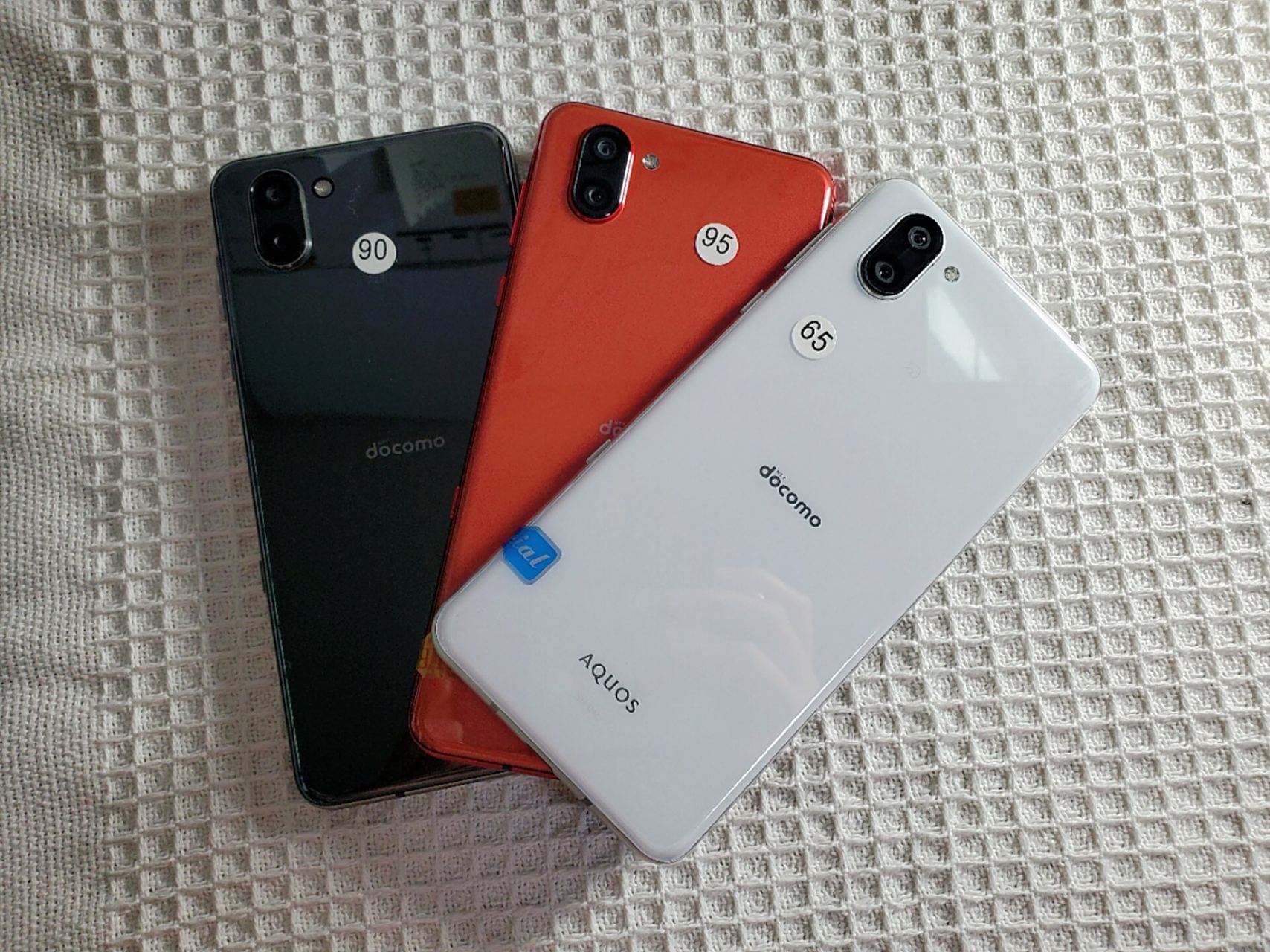 一大波夏普r3来袭～95 支持移动联通电信,插卡就用9199 6 128g