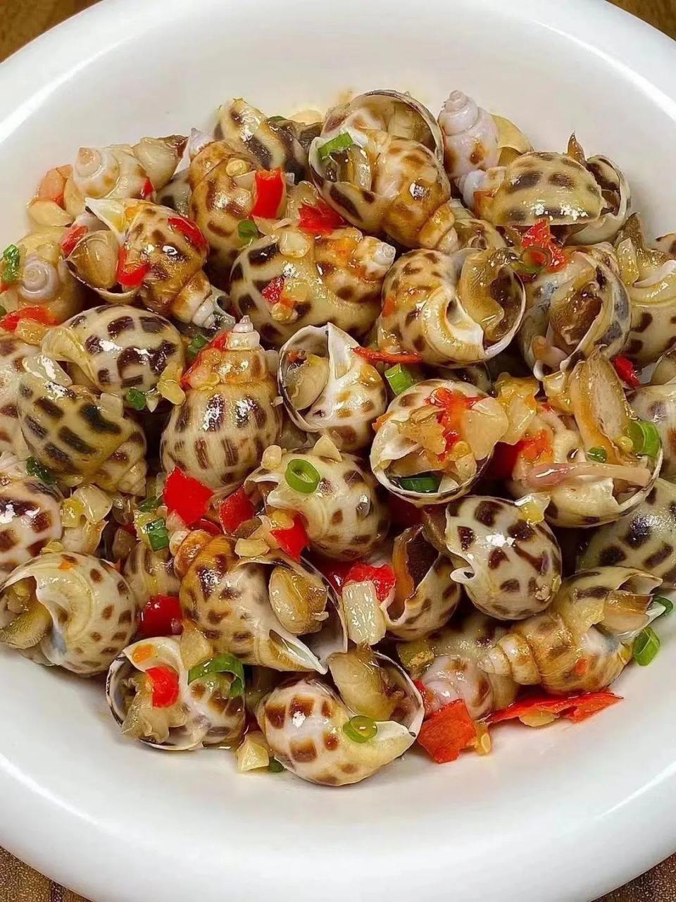 今天的花螺除了有点贵,其他没毛病,辣炒方式特别入味,加点花雕