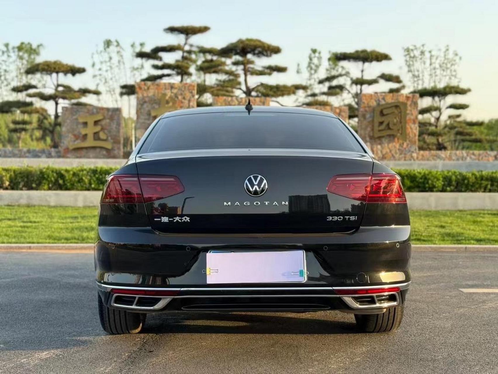 新到23年大众迈腾23款200万辆纪念版330tsi dsg豪华型 指导价22.