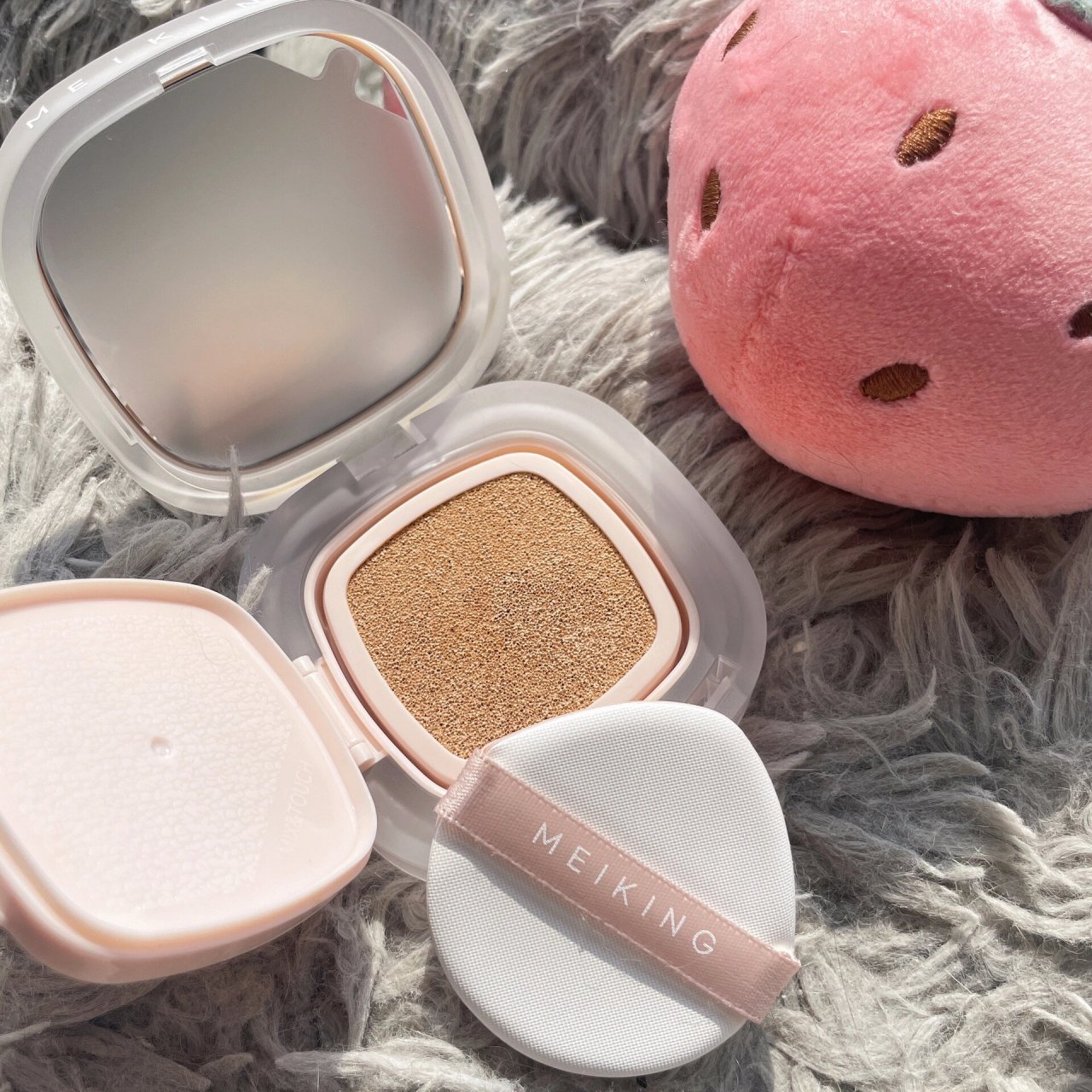 无滤镜 美康粉黛糯米糍气垫试色 收到了美康粉黛糯米糍气垫啦,今天来