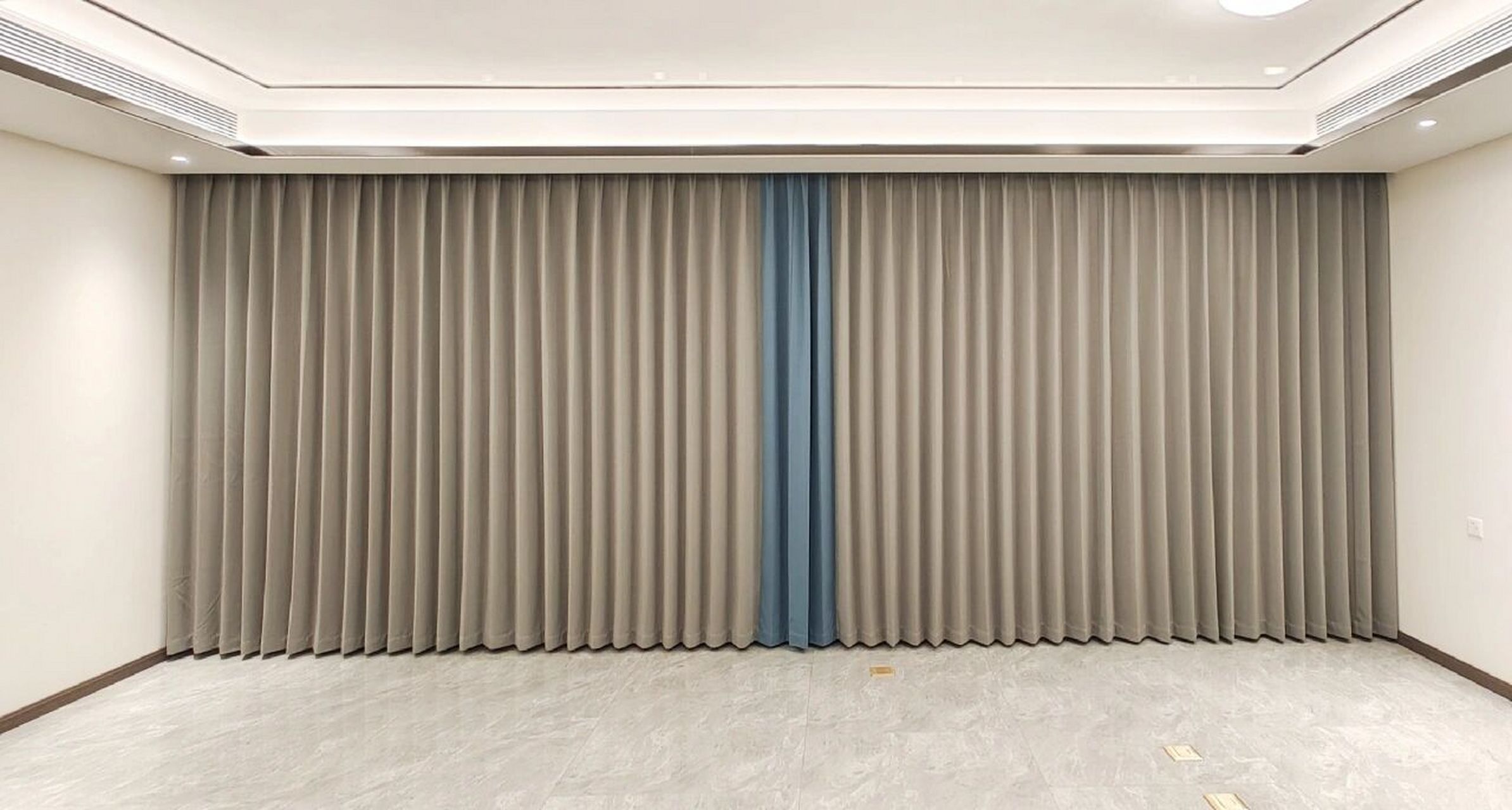 窗帘需不需要高温定型 从卖家角度来说,还是建议高温定型,因为高温